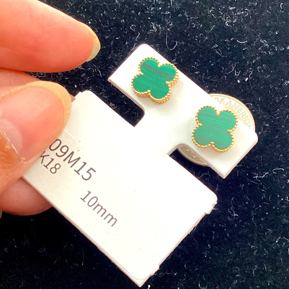 K18 Malachite Clover Leaf Design Earring